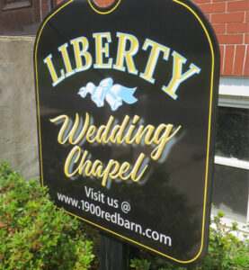 Liberty-Wedding-Chapel-Sign_1900-Red-Barn